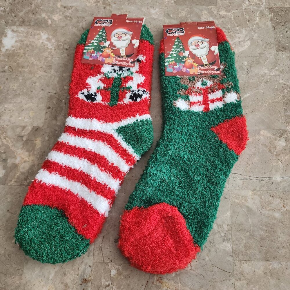 Women's Colorful Christmas Fluffy Socks (2pk)